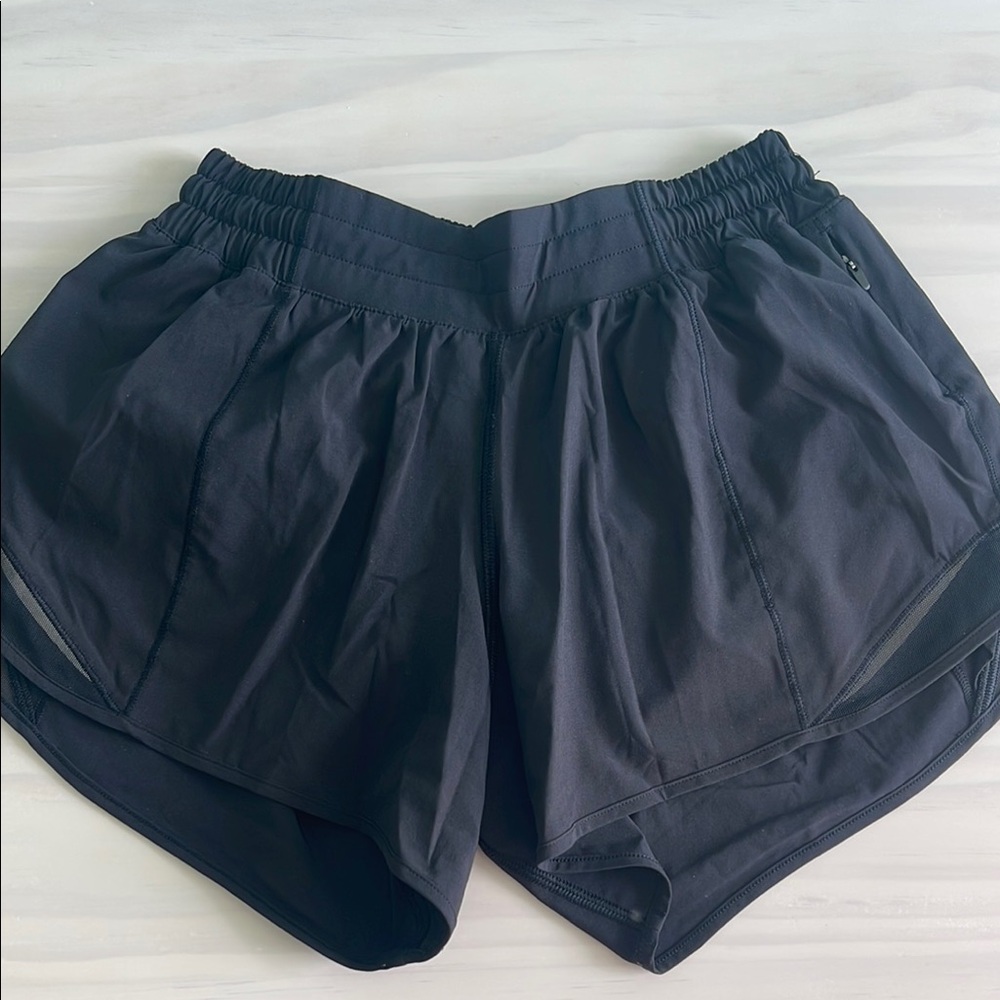 Lululemon Hotty Hot High Rise *4in inseam